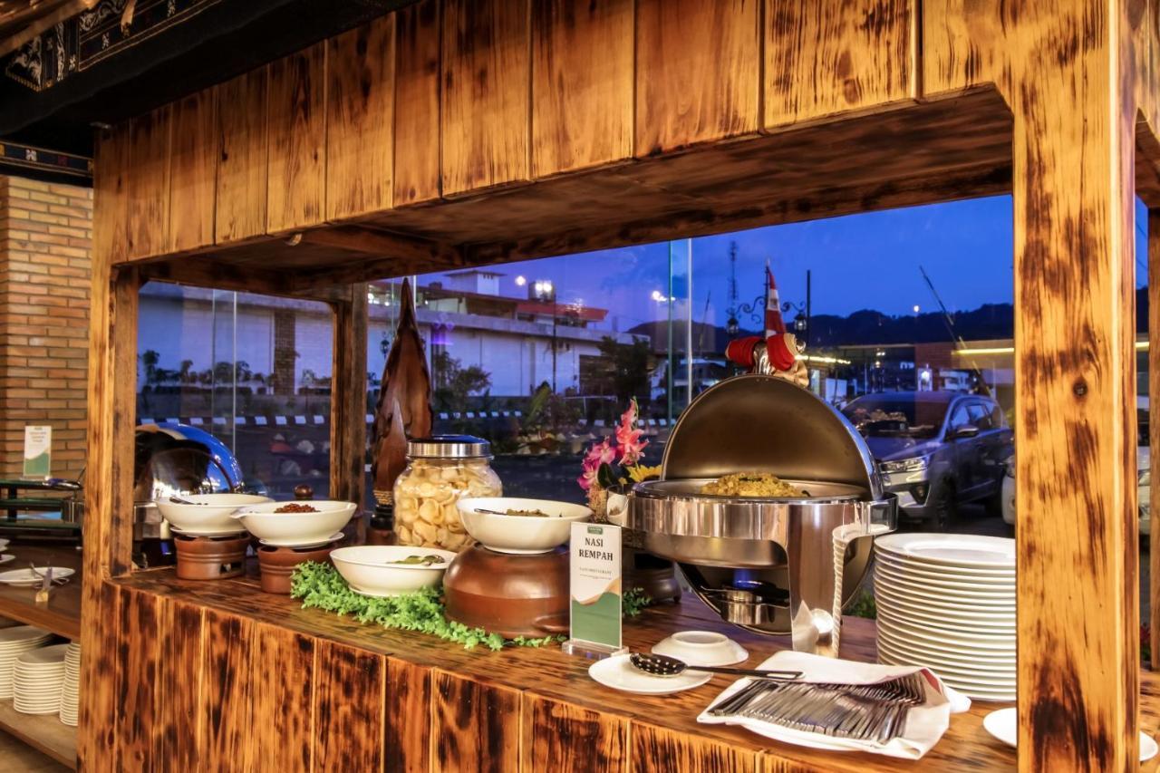 Parkside Gayo Petro Hotel Takengon Dış mekan fotoğraf