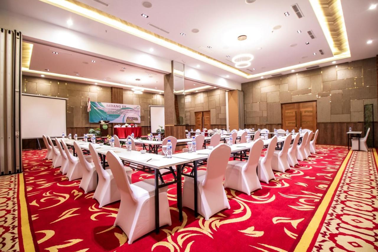 Parkside Gayo Petro Hotel Takengon Dış mekan fotoğraf