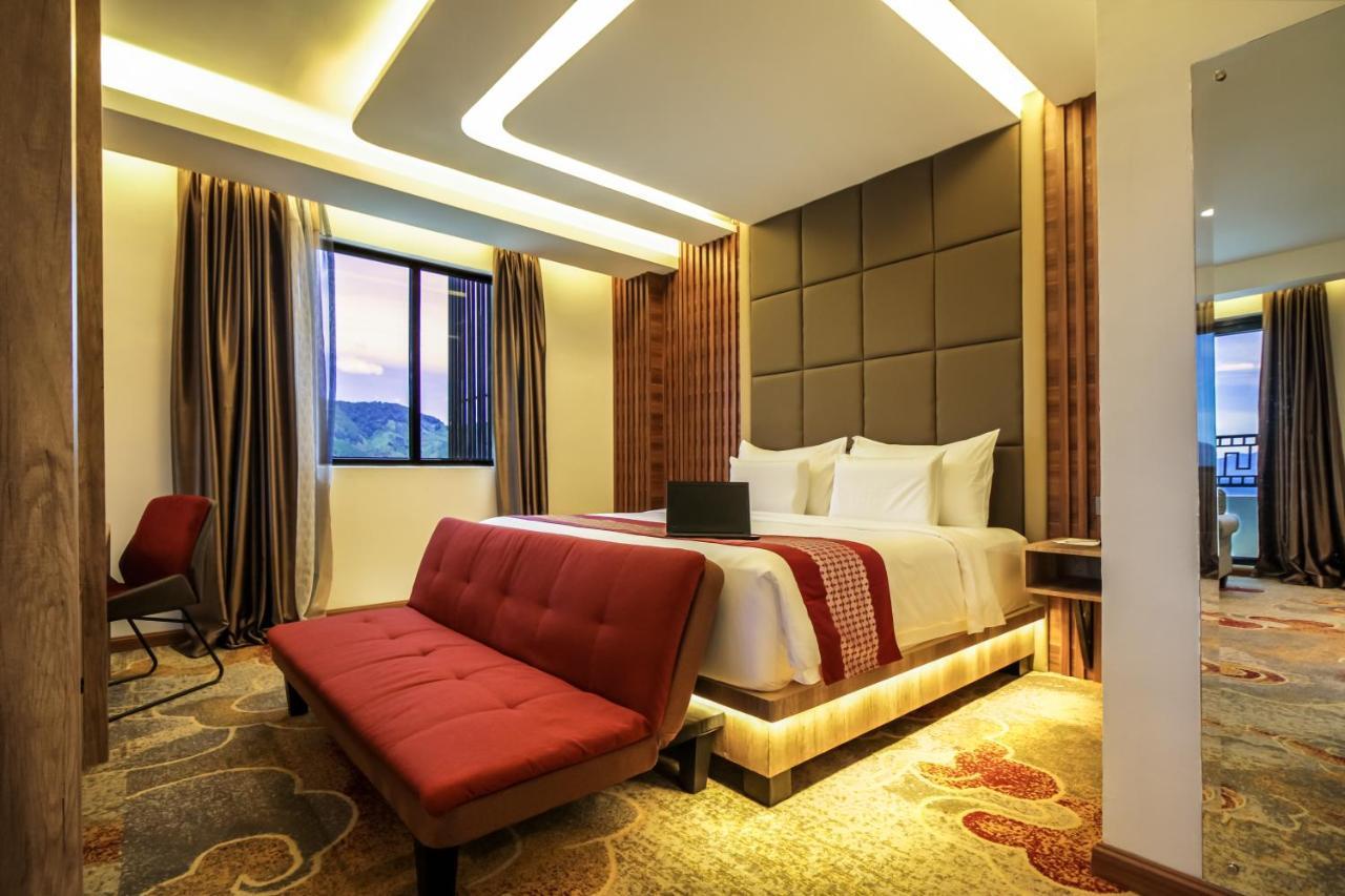 Parkside Gayo Petro Hotel Takengon Dış mekan fotoğraf