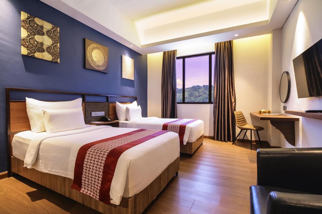 Parkside Gayo Petro Hotel Takengon Dış mekan fotoğraf